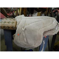 ENGLISH SADDLE PAD - WHTIE