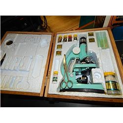 MICROSCOPE KIT IN WOOD BOX WITH SOME ACCESSORIES