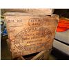 Image 1 : VINTAGE WOOD CRATE - FRASER VALLEY CANADIAN BUTTER
