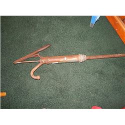 VINTAGE BARREL PUMP