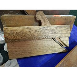 VINTAGE WOOD MOLDING PLANE