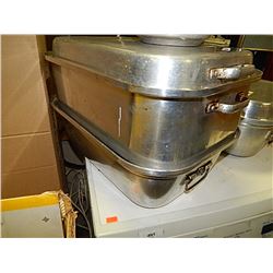 ALUMINUM ROASTING PAN WITH LID - AND STEAMER TRAY - VENTS ON SIDE ADJUSTABLE