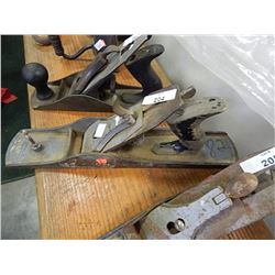 VINTAGE WOOD PLANE - HANDYMAN