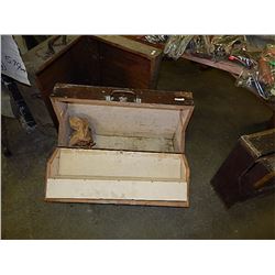 VINTAGE WOOD CARPENTRY BOX