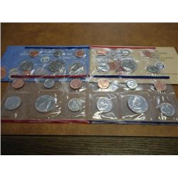 1990 & 1991 US MINT SETS P/D (WITH ENVELOPES)