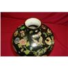Image 2 : Large Oriental Vase