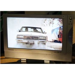 Panasonic 15" Diag. Widescreen LCD TV/DVD Combo