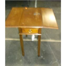 Mahogany End Table With Drop Leaf