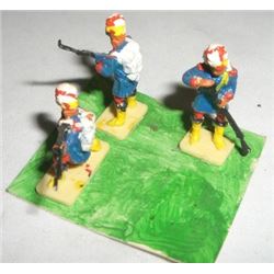 VINTAGE TOY SOLDIERS 3 TOTAL SOLDIERS *HAND PAINTED & PLASTIC* THEY ARE GLUED TO CARD!!