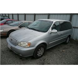 05 Kia Sedona 4dr Minivan - T - DRIVE
