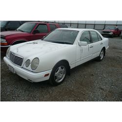 99 Mercedes-Benz E-Class 4 Dr  Sedan - T - DRIVE MC HG TP