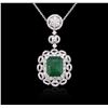 Image 4 : 14-18KT 5.24ctw Emerald and Diamond Pendant With Chain