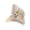 Image 2 : 10KT Two-Tone Gold 1.00ctw Diamond Ring