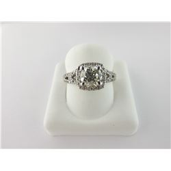 135-14241:18K white gold diamond ring