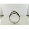Image 2 : 136-10667:18K white gold diamond ring