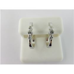 176-17925:14K white gold diamond earrings