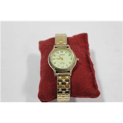VINTAGE LADIES CARDINAL WATCH