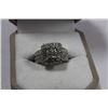 Image 1 : 14K WHITE GOLD DIAMOND RING WITH JACKET, FEATURING