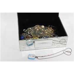 MIRRORED FLORAL JEWELLERY BOX WITH CONTENTS