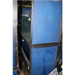 BANK W 2 COMMERCIAL FISH AQUARIUMS
