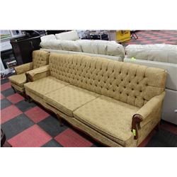 VINTAGE FRENCH PROVINCIAL GOLD TONE SOFA W