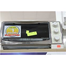 BLACK & DECKER TOASTER OVEN