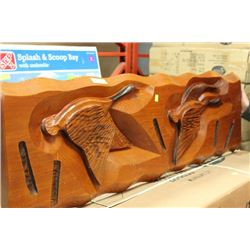 2 DUCKS SCENE CARVED WOOD