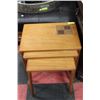 Image 1 : VINTAGE TEAK 3 PC NESTING TABLE