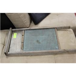 ANTIQUE WASHBOARD