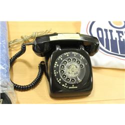1960'S ROTARY DIAL PHONE