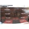 Image 1 : 8 DRAWER DRESSER