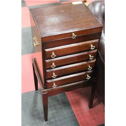 WOOD JEWELLERY BOX W STAND