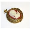 Image 1 : Vintage Cameo Compact Pendant