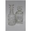 Image 1 : 2 ESTATE LIQUOR DECANTERS