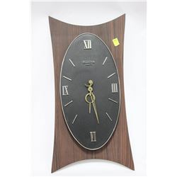 BULOVA QUARTZ WALL CLOCK