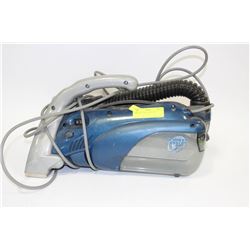 DIRT DEVIL MINI VACUUM
