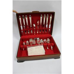 ROGERS & SON FINE SILVERWARE SET