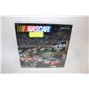 Image 1 : NASCAR BOARD GAME