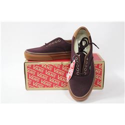 PR OF VANS MENS SIZE 8.5/WOMENS SIZE 10 SHOES