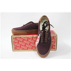 PR OF VANS MENS SIZE 10.5/WOMENS SIZE 12 SHOES