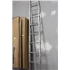 Image 1 : ALUMINUM EXTENSION LADDER