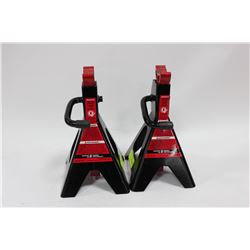 PAIR OF MOTOMASTER TRUCK STANDS