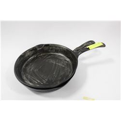 10.5 " WAGNER 1891 CAST IRON FRY PANS
