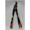Image 1 : BUNDLE OF TREE PRUNERS