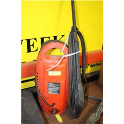 B & D PRESSURE WASHER
