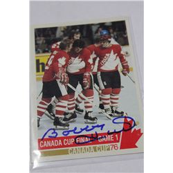 BOBBY HULL SIGNED HOCKEY CARD