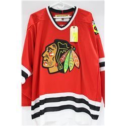DOUG GILMOUR SIGNED CHICAGO BLACKHAWKS JERSEY