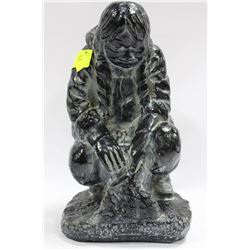 INUIT AND BABY STATUE