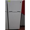 Image 1 : GE APARTMENT SIZE FRIDGE (7 DAY WARRANTY)