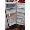 Image 2 : GE APARTMENT SIZE FRIDGE (7 DAY WARRANTY)